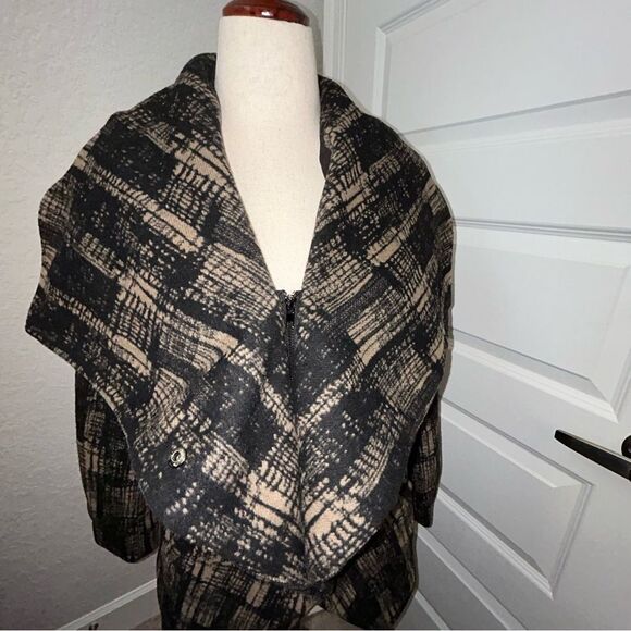 Funktational Long Sleeve Lagenlook Wool Blend Coat - Picture 3 of 10